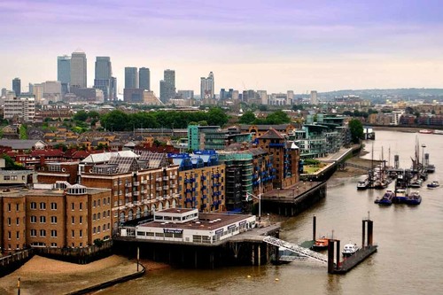 London skyline canary wharf - skyline,