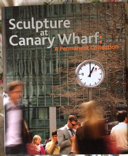 Sculpture canary wharf - canary, a