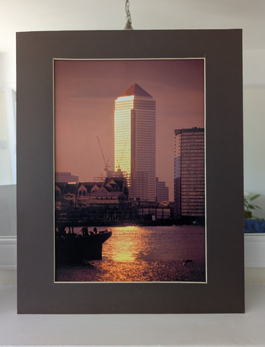 Canary wharf dusk - wharf, large